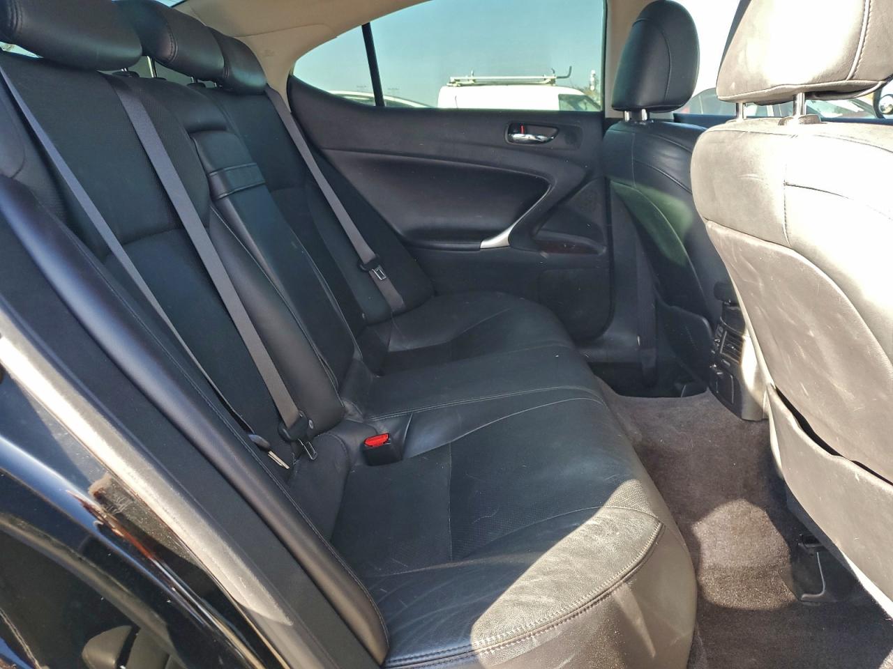 2006 LEXUS IS 250 photo 10