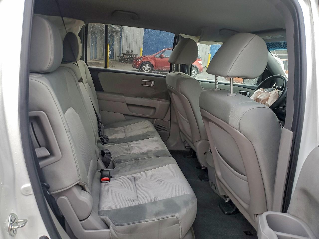 2015 HONDA PILOT LX photo 11