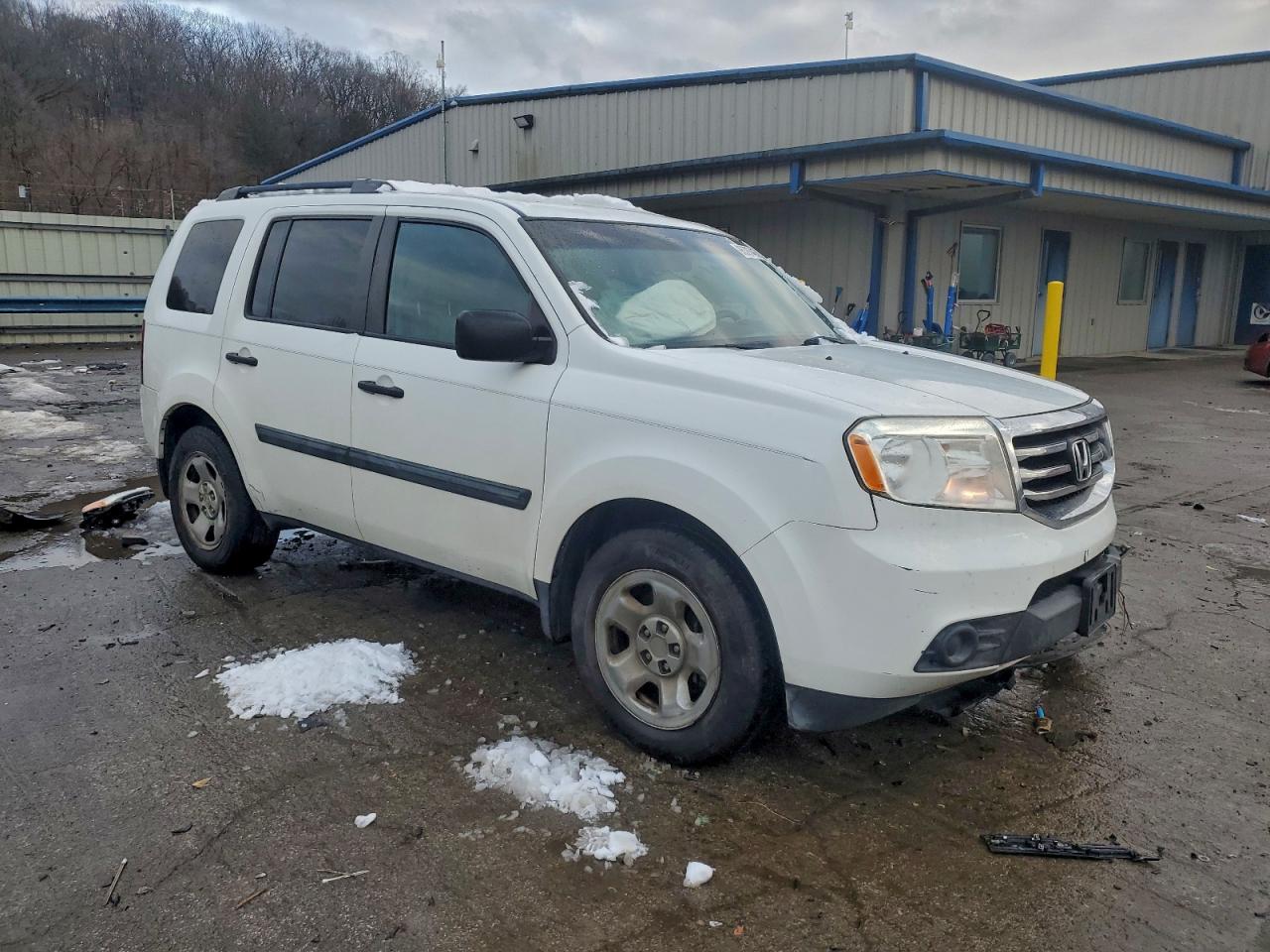 2015 HONDA PILOT LX photo 4