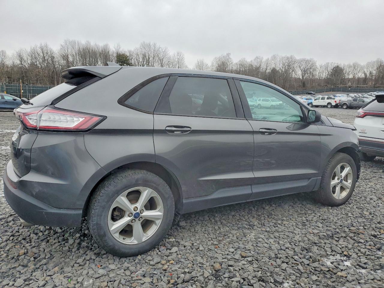 2015 FORD EDGE SE photo 3