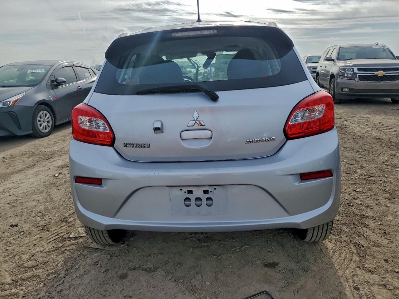 2018 MITSUBISHI MIRAGE ES photo 6