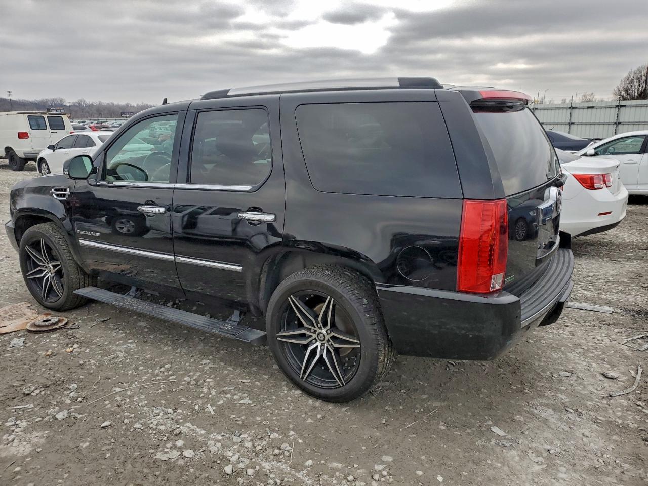 2010 CADILLAC ESCALADE PREMIUM photo 2