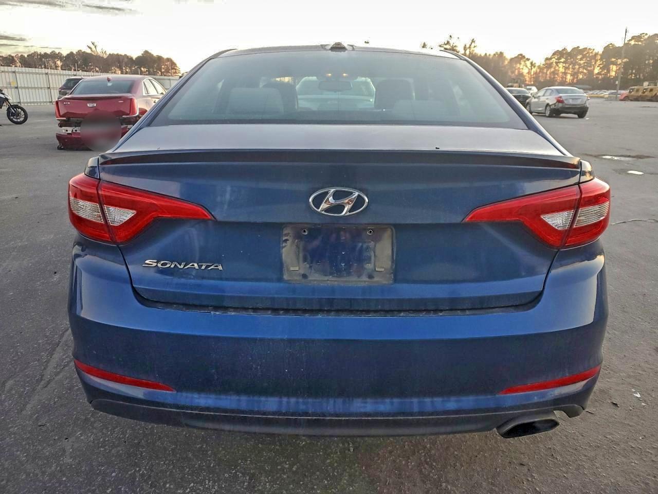 2016 HYUNDAI SONATA SE photo 6