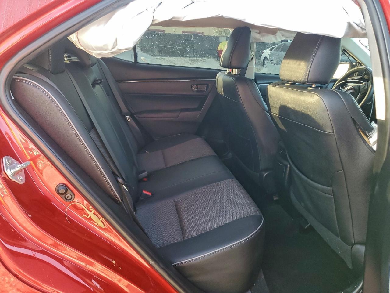 2016 TOYOTA COROLLA L photo 10