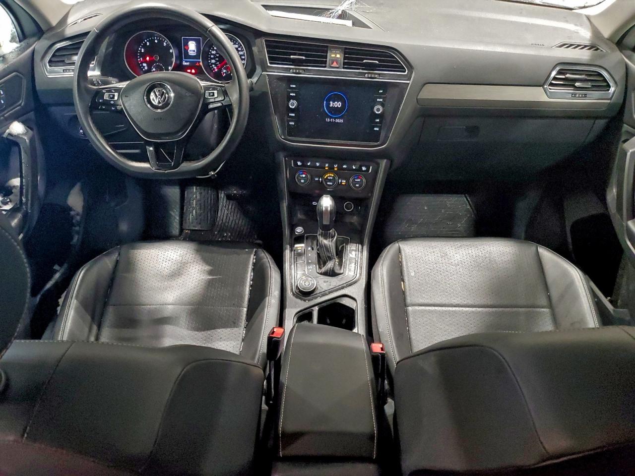 2021 VOLKSWAGEN TIGUAN SE photo 8