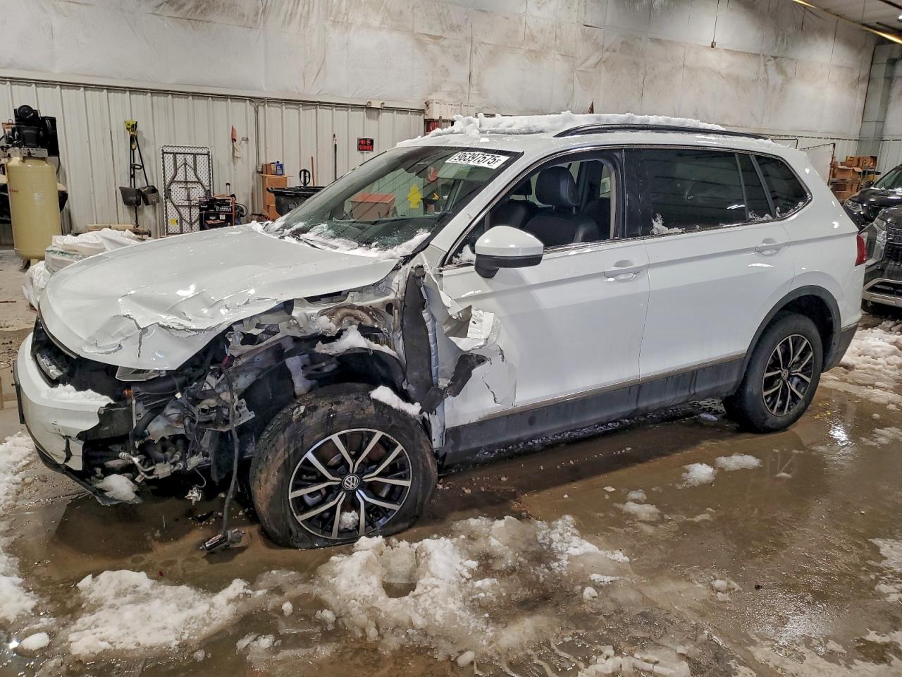 2021 VOLKSWAGEN TIGUAN