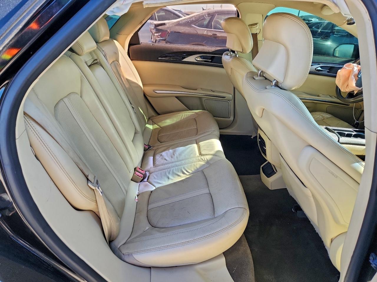 2014 LINCOLN MKZ photo 10