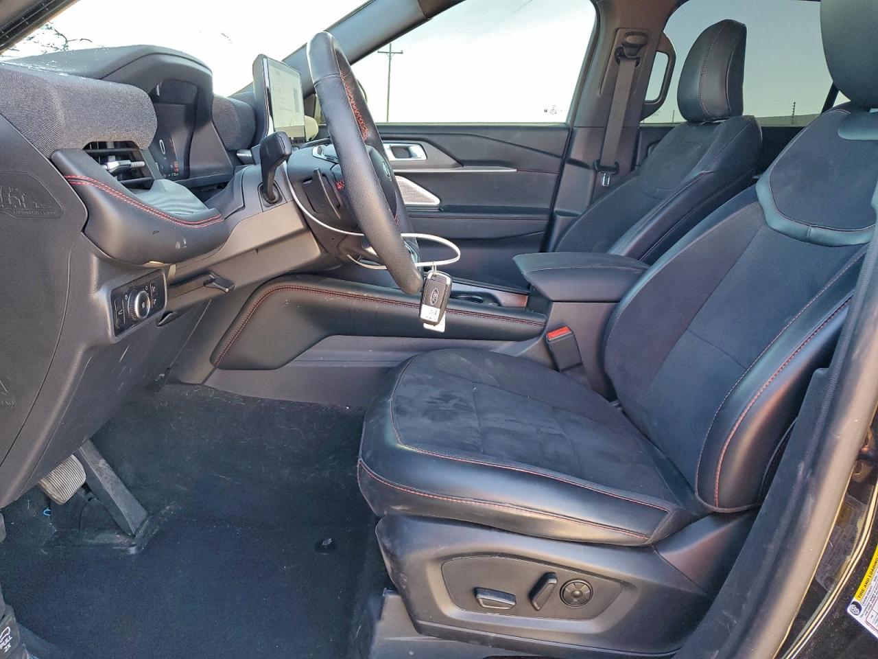 2025 FORD EXPLORER ST photo 7