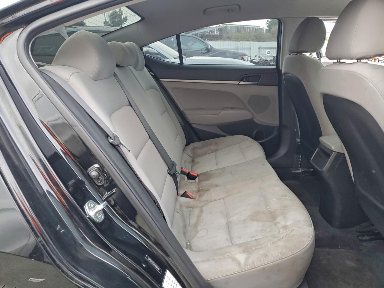 2017 HYUNDAI ELANTRA SE photo 10