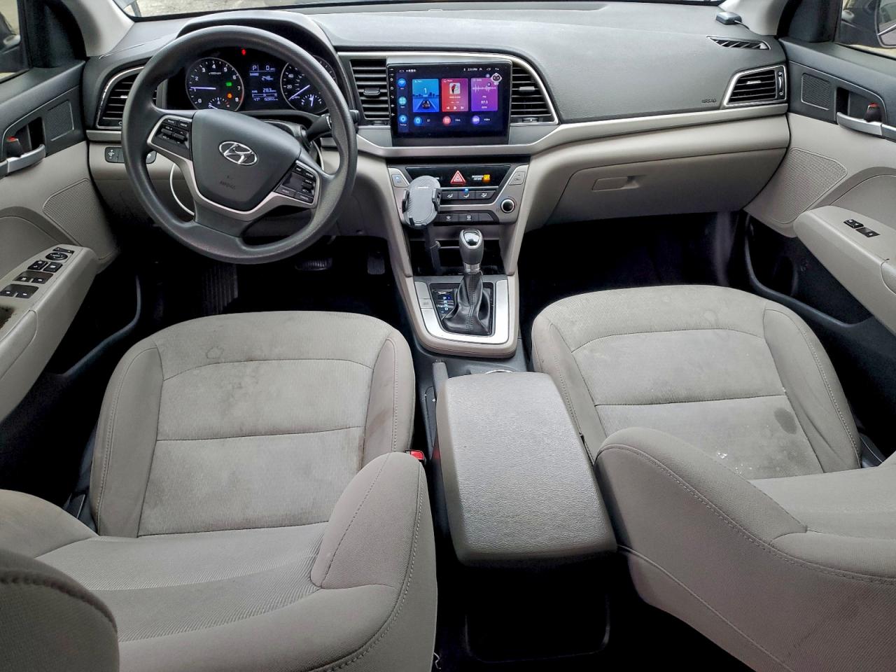 2017 HYUNDAI ELANTRA SE photo 8