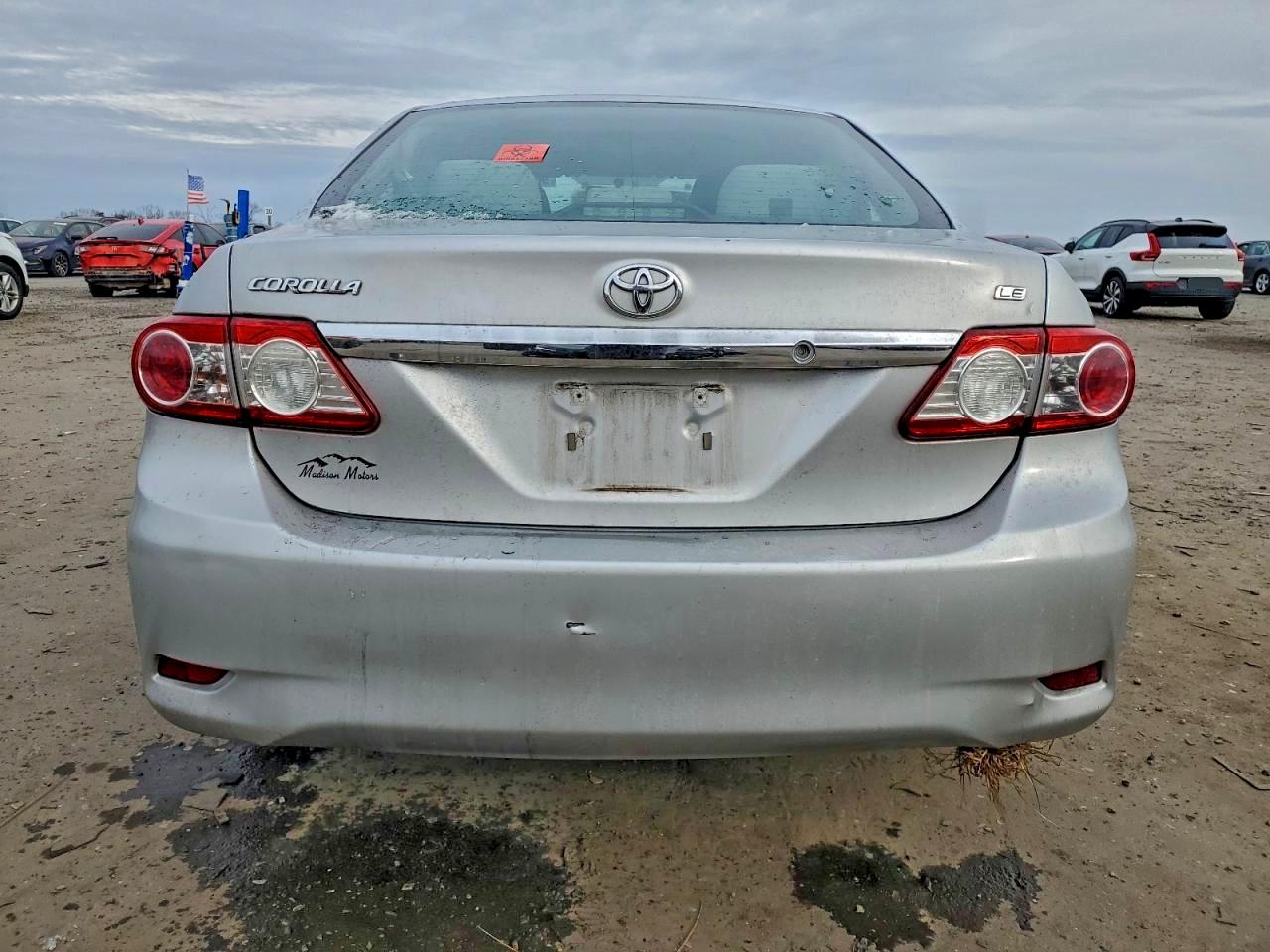 2013 TOYOTA COROLLA BASE photo 6