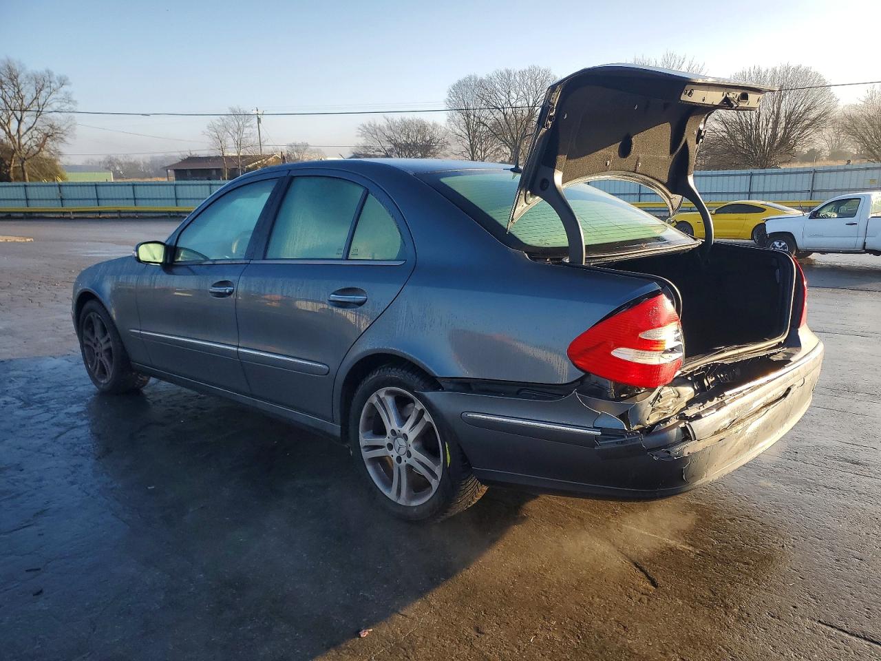 2006 MERCEDES-BENZ E 350 photo 2