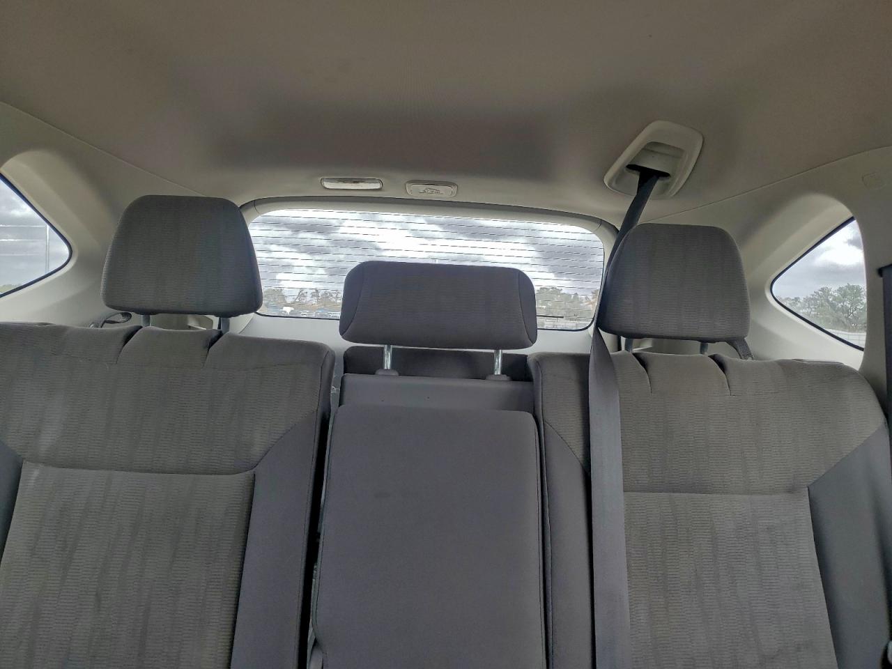 2013 HONDA CR-V LX photo 19