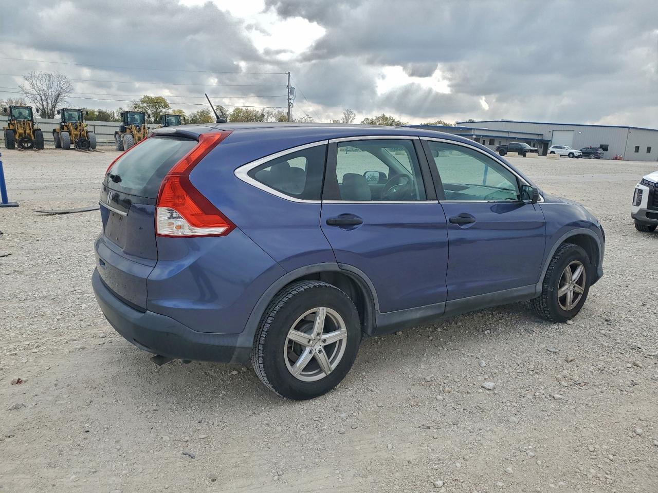 2013 HONDA CR-V LX photo 5