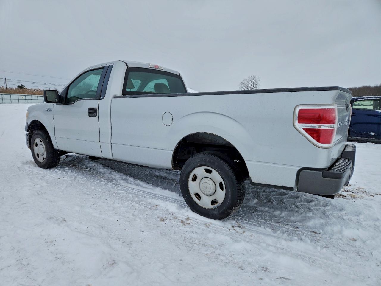 2009 FORD F150 photo 2