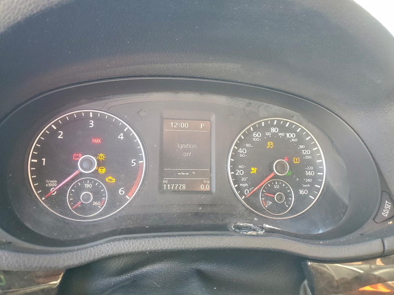 2014 VOLKSWAGEN PASSAT SEL photo 9