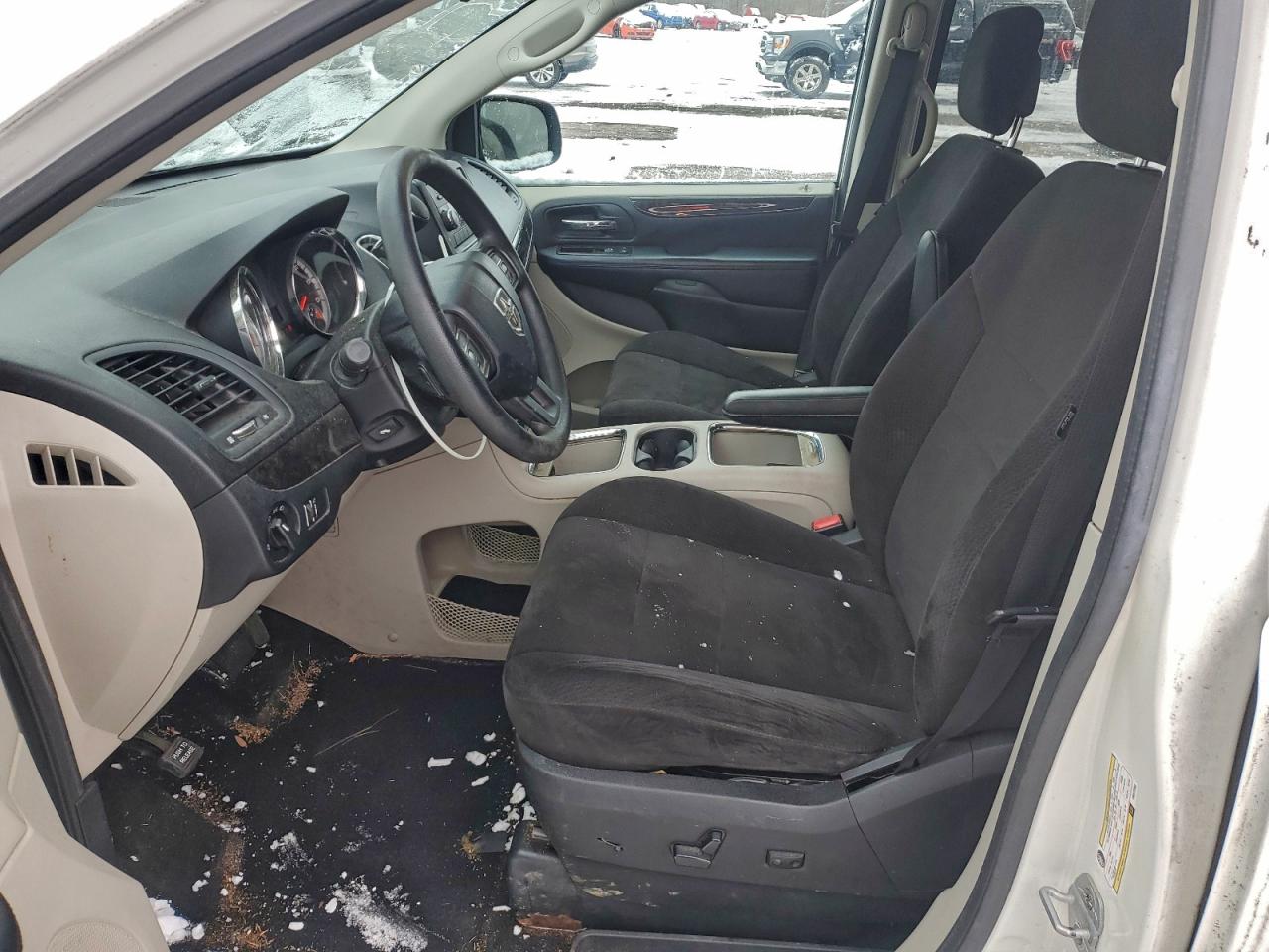 2012 DODGE GRAND CARAVAN SXT photo 7