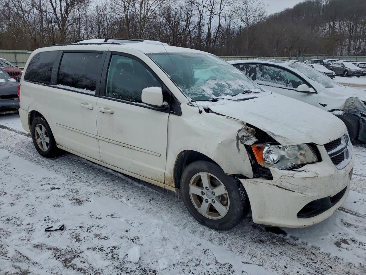 2012 DODGE GRAND CARAVAN SXT photo 4