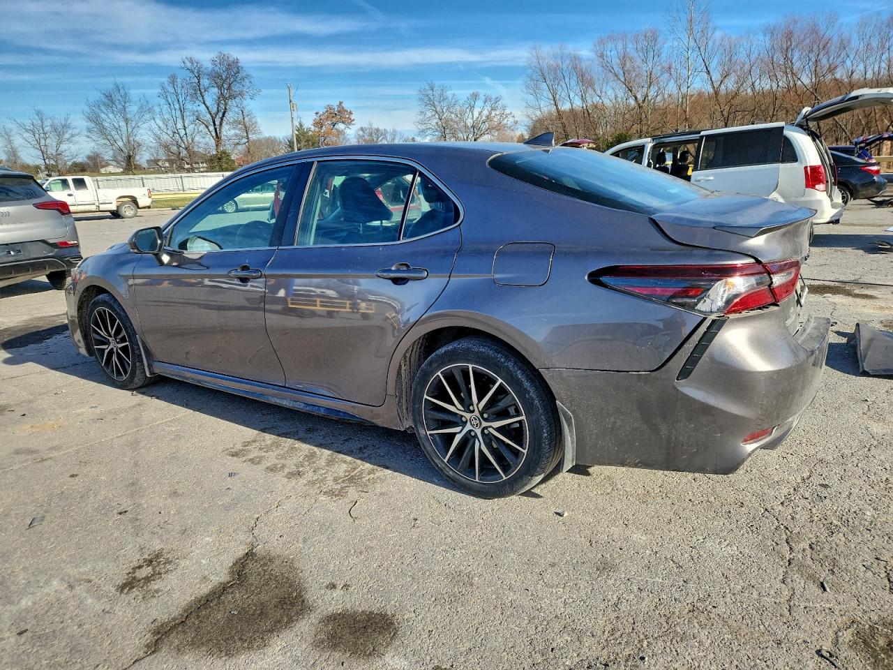 2024 TOYOTA CAMRY SE NIGHT SHADE photo 4