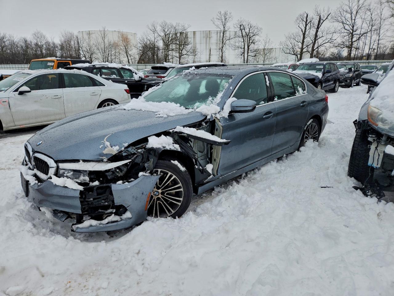 2019 BMW 530