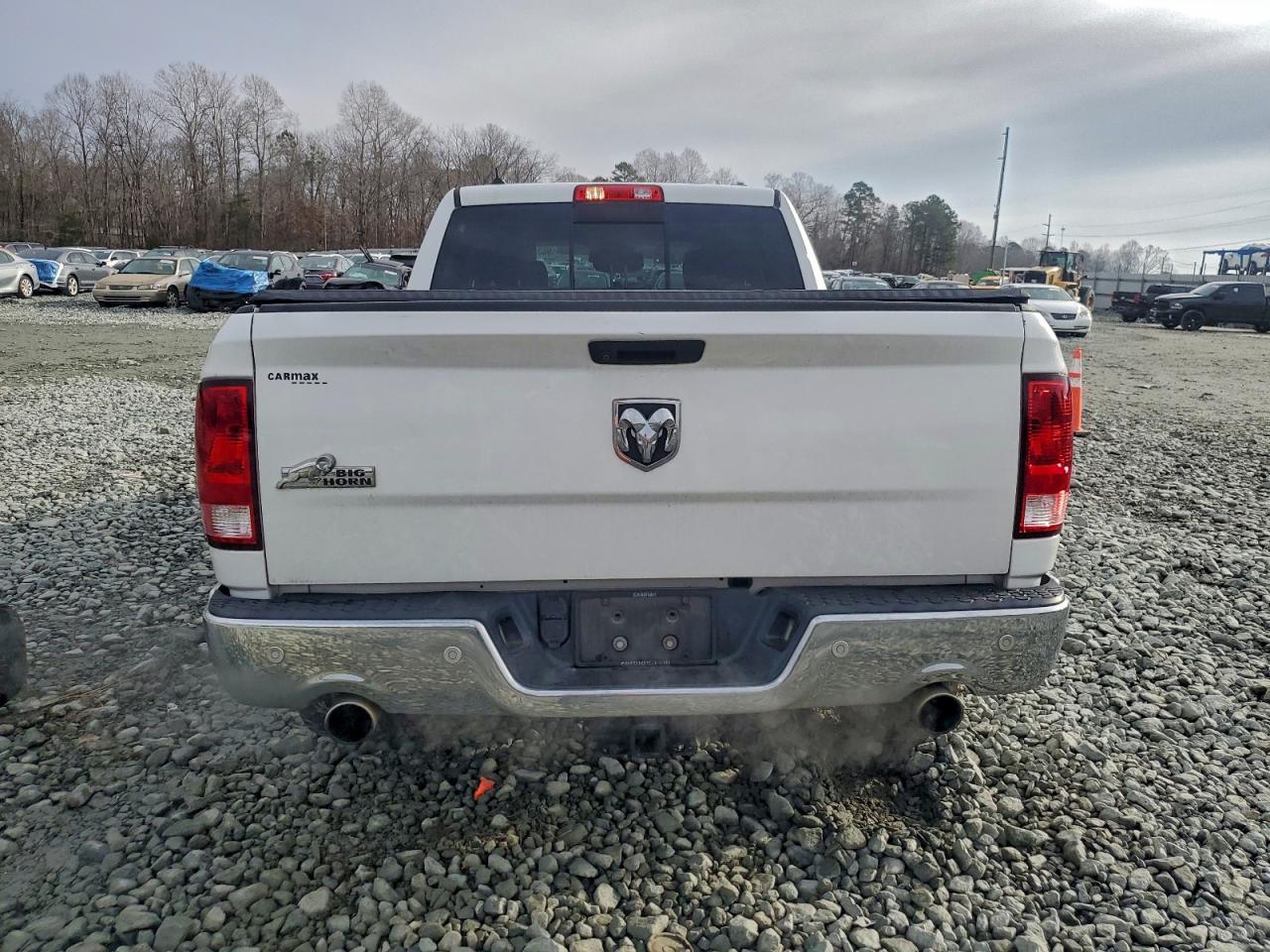 2019 RAM 1500 CLASSIC SLT photo 16