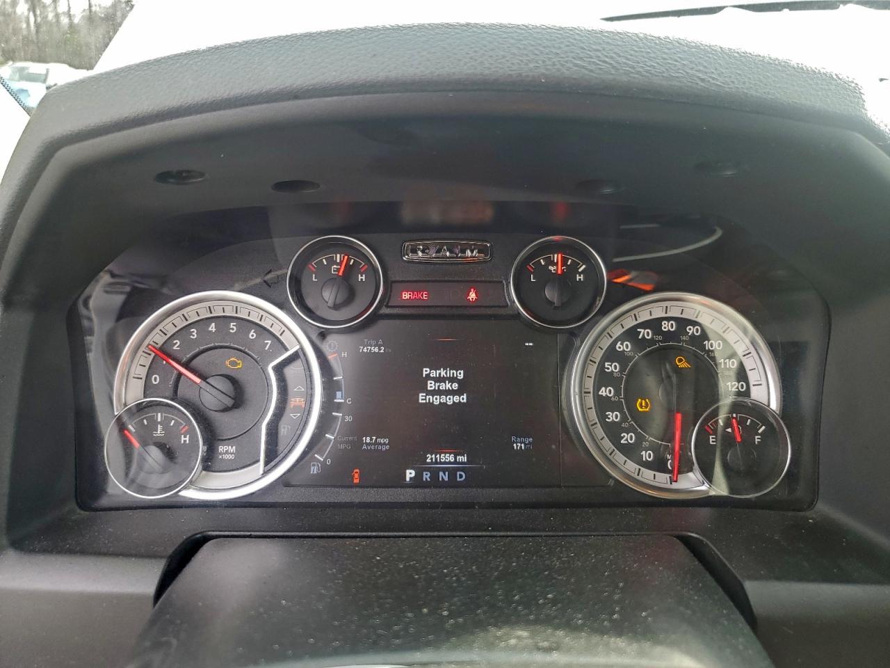 2019 RAM 1500 CLASSIC SLT photo 25