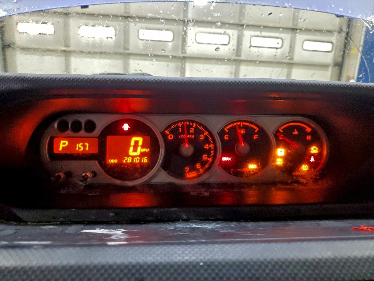 2010 TOYOTA SCION XB photo 17