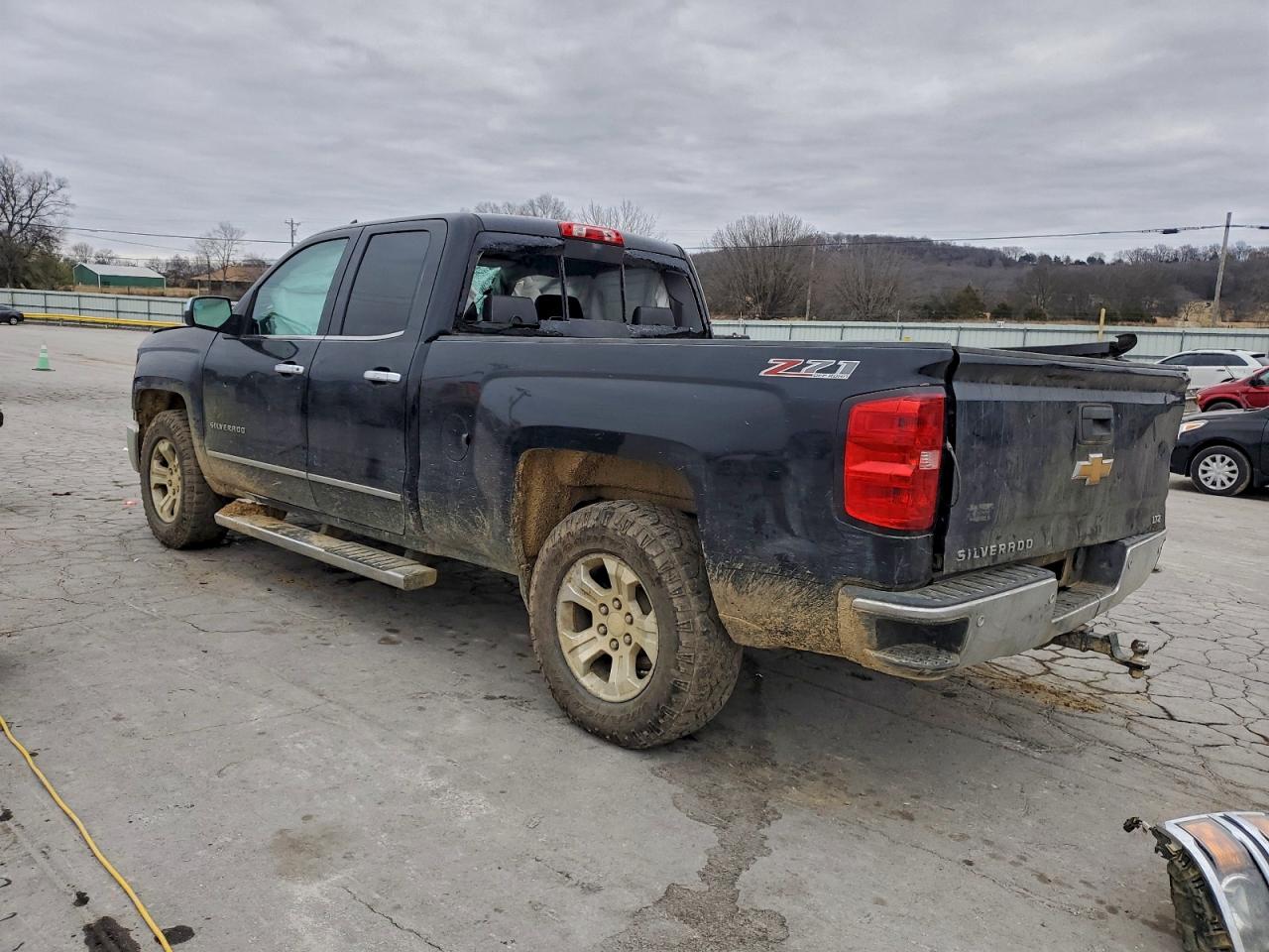 2015 CHEVROLET SILVERADO K1500 LTZ photo 2