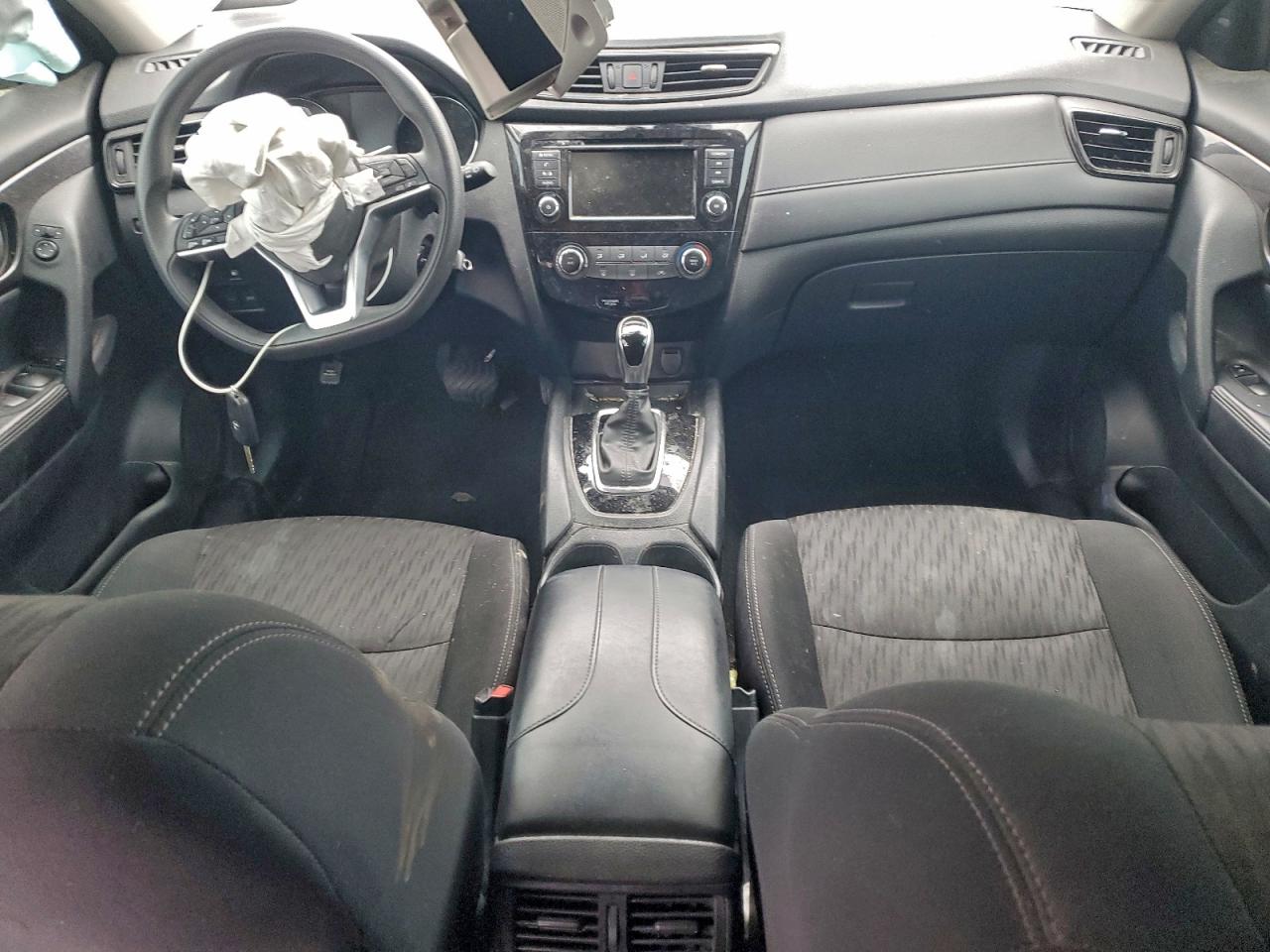 2020 NISSAN ROGUE S photo 22