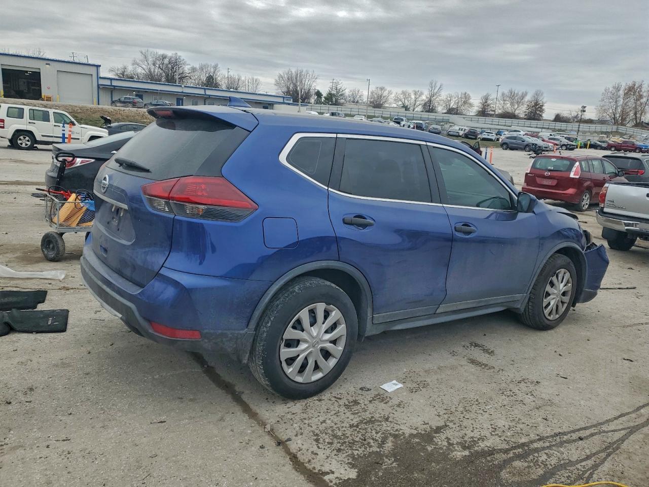 2020 NISSAN ROGUE S photo 7