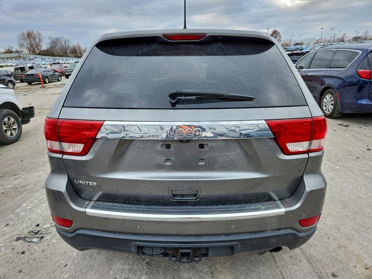 2012 JEEP GRAND CHEROKEE LIMITED photo 6