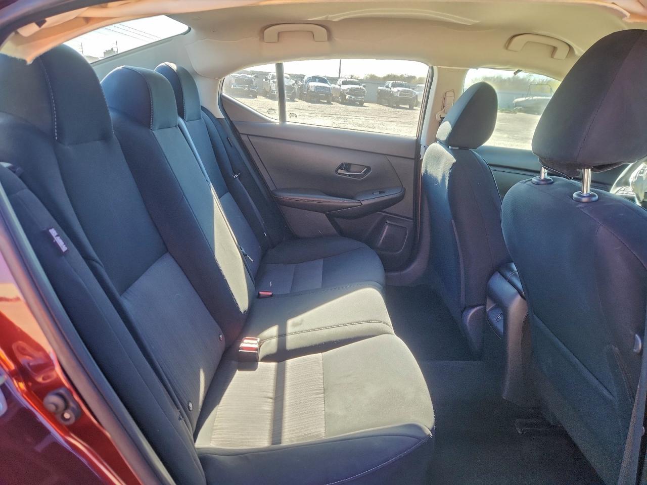 2024 NISSAN SENTRA SV photo 10