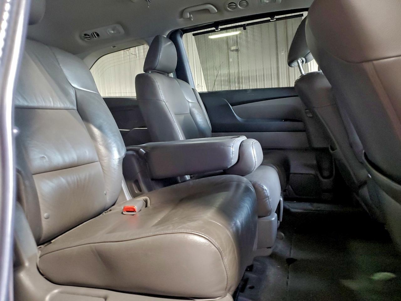 2012 HONDA ODYSSEY EXL photo 11