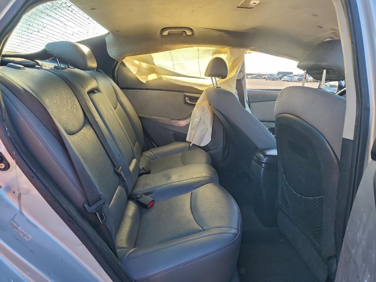 2013 HYUNDAI ELANTRA GLS photo 10