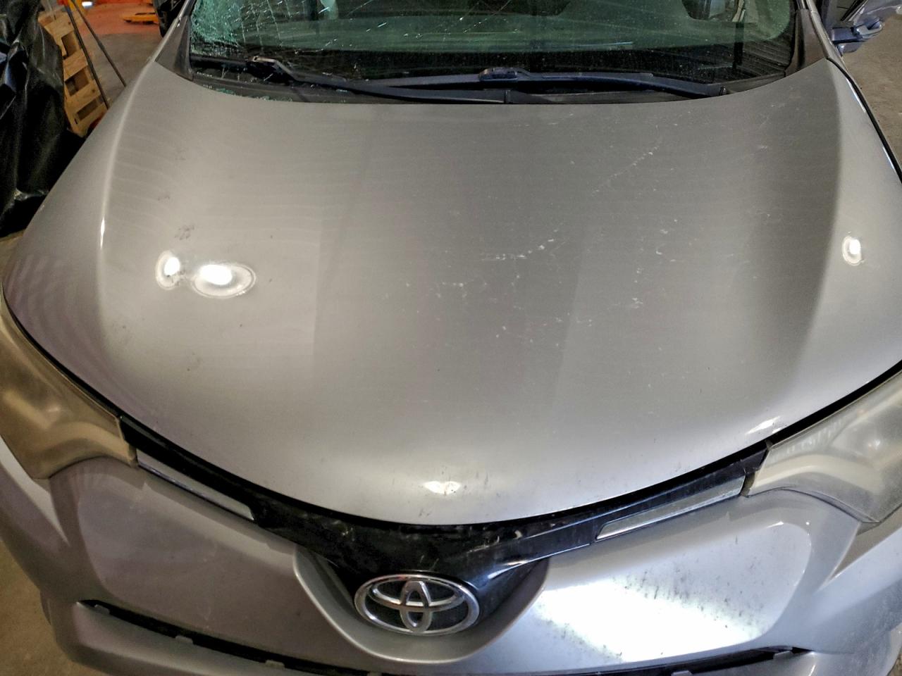 2016 TOYOTA RAV4 LE photo 11
