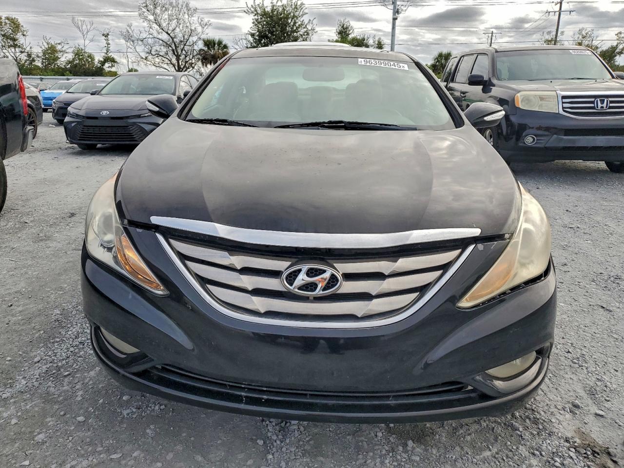 2011 HYUNDAI SONATA SE photo 5