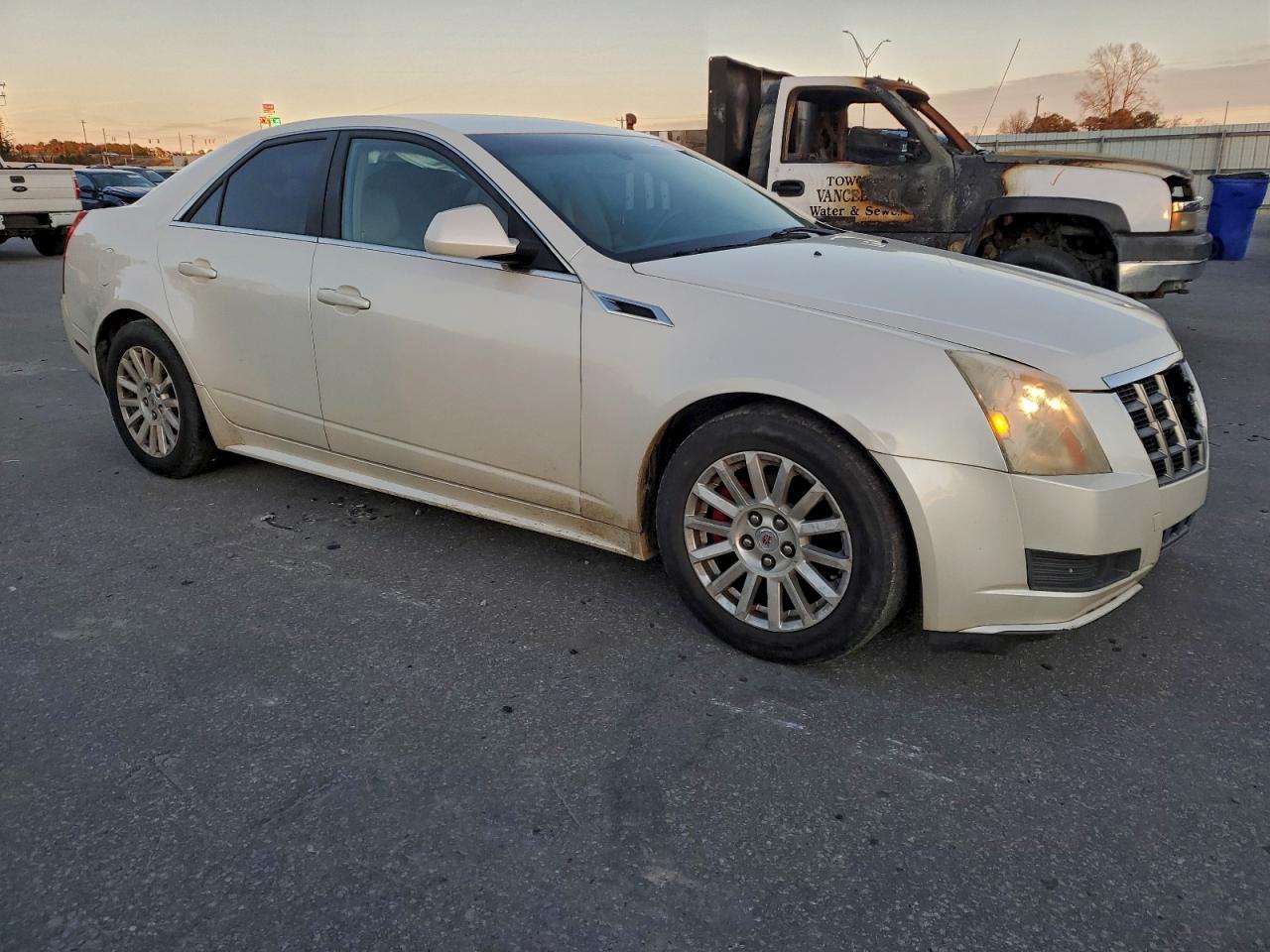 2012 CADILLAC CTS LUXURY COLLECTION photo 4