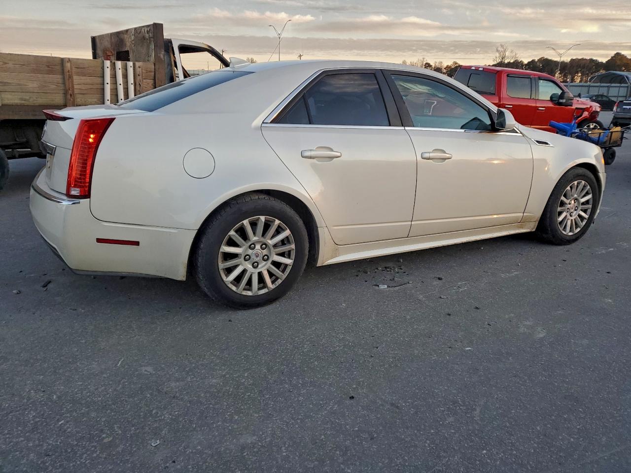 2012 CADILLAC CTS LUXURY COLLECTION photo 3