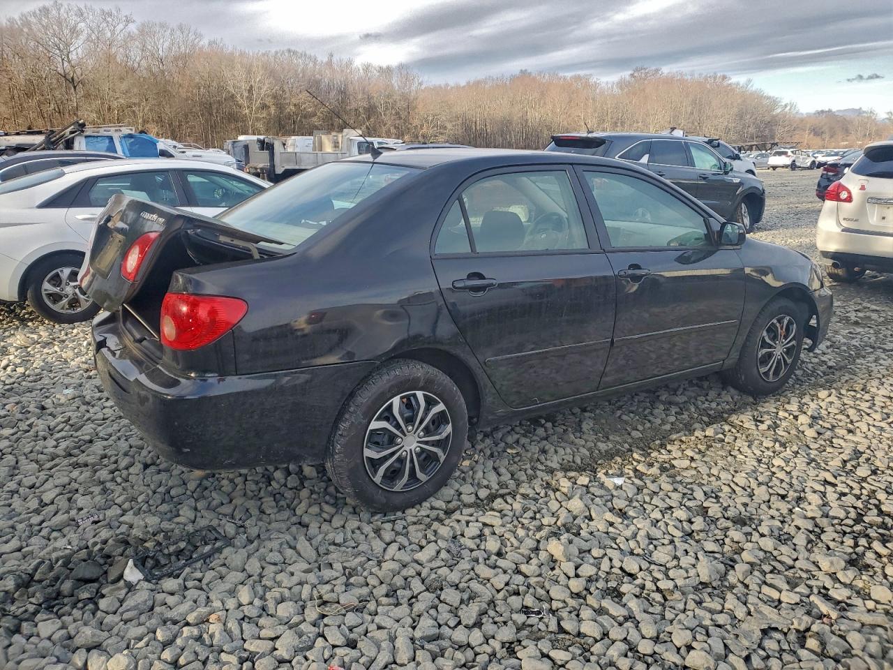 2006 TOYOTA COROLLA CE photo 3