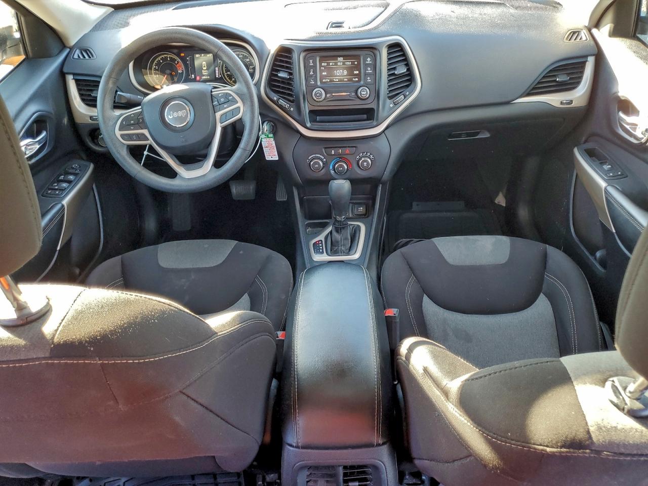 2017 JEEP CHEROKEE SPORT photo 8