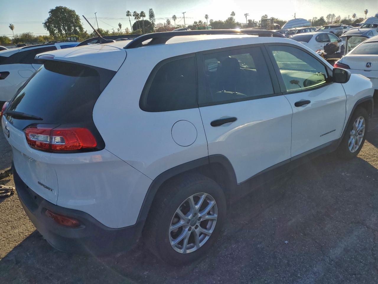 2017 JEEP CHEROKEE SPORT photo 3