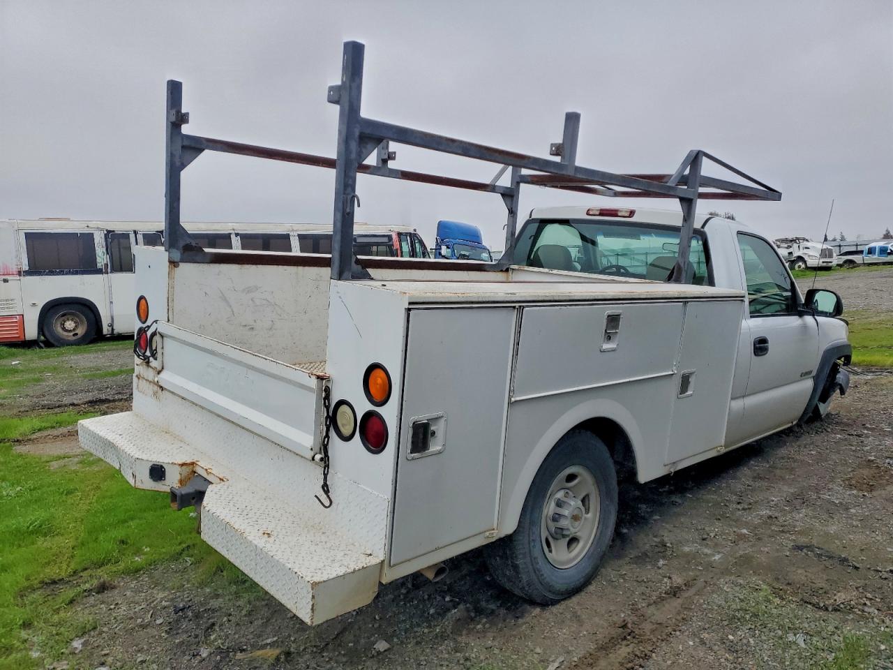 2002 CHEVROLET SILVERADO UTILITY / SERVICE TRUCK photo 3