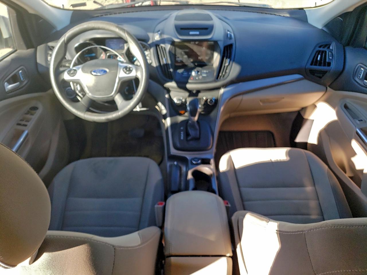 2015 FORD ESCAPE SE photo 8