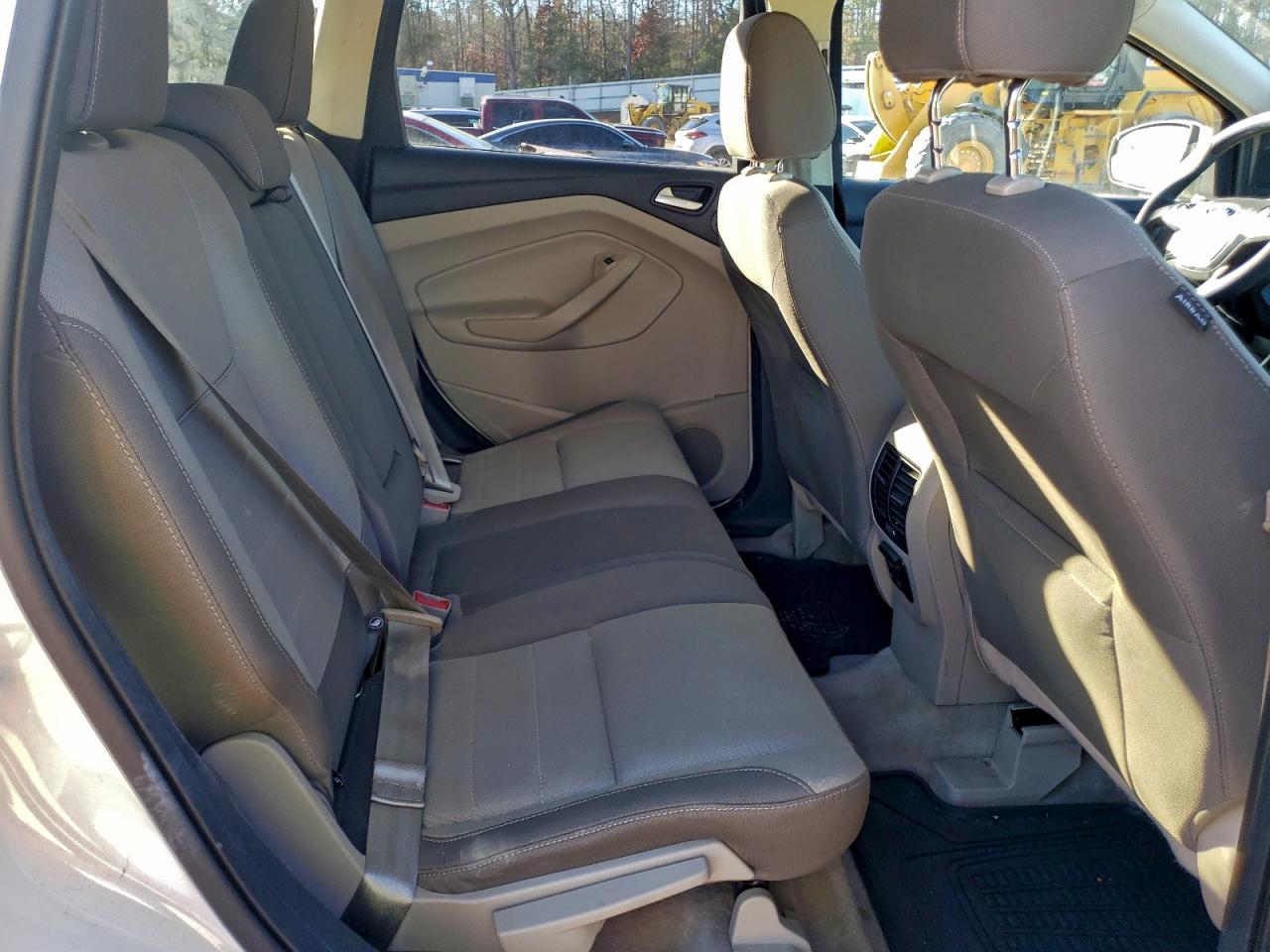 2015 FORD ESCAPE SE photo 11