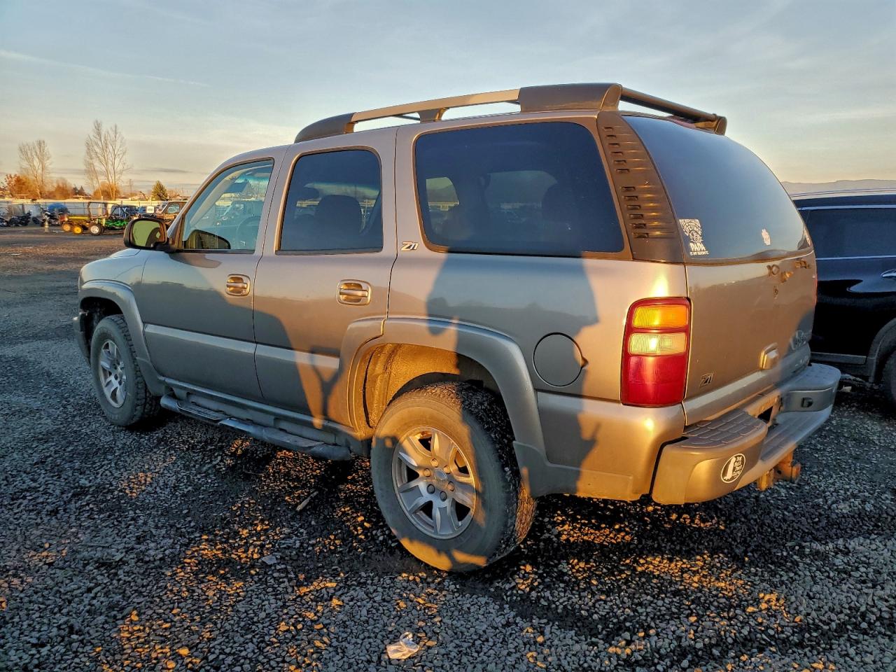 2003 CHEVROLET TAHOE K1500 photo 2