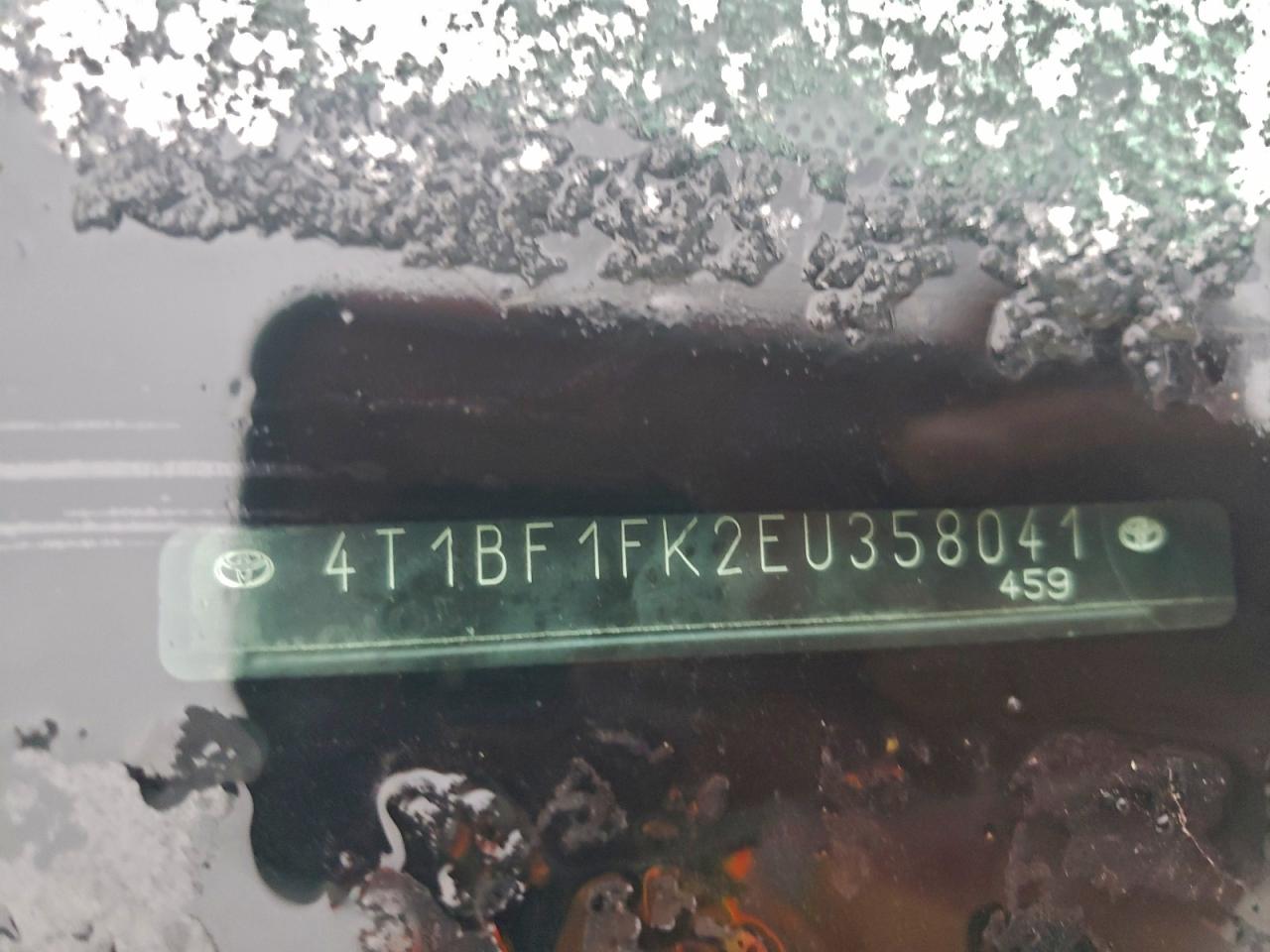 2014 TOYOTA CAMRY L photo 12