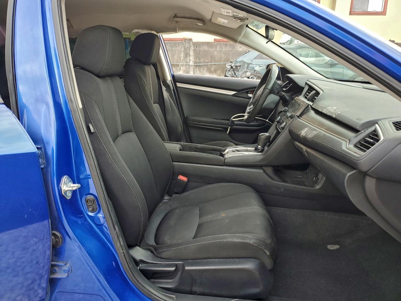 2020 HONDA CIVIC LX photo 7