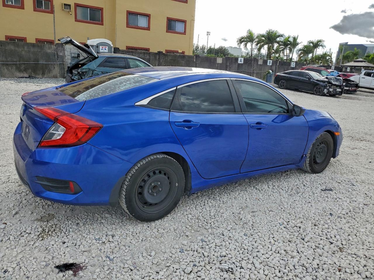 2020 HONDA CIVIC LX photo 3