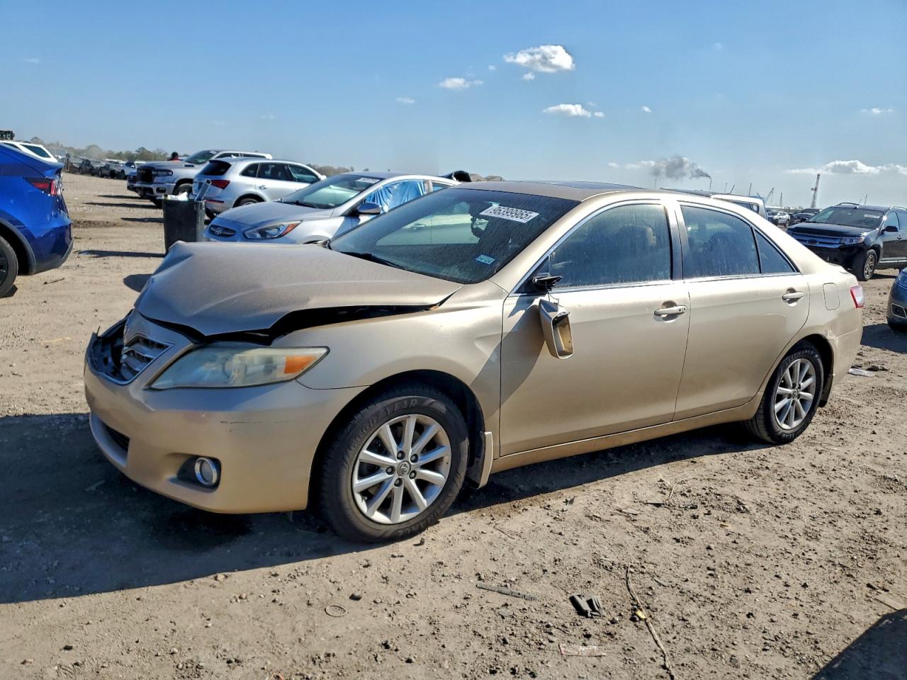 2011 TOYOTA CAMRY
