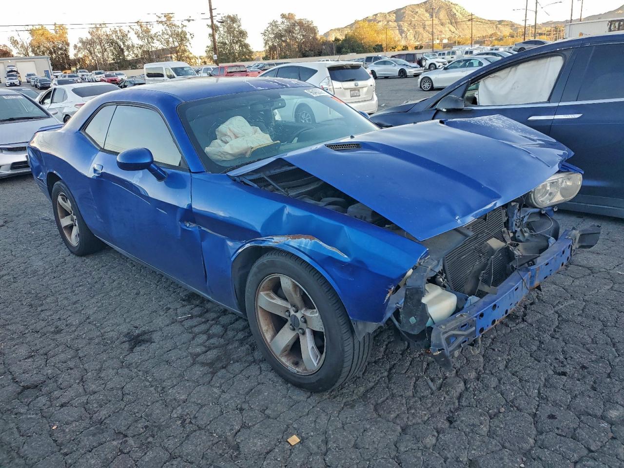 2012 DODGE CHALLENGER SXT photo 4